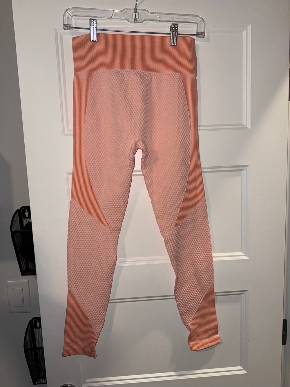 Seamless Peach Textured Leggings